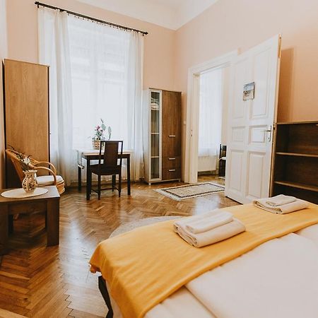 Budapest Folk Apartment 60Sm Spacious And Bright Exteriör bild