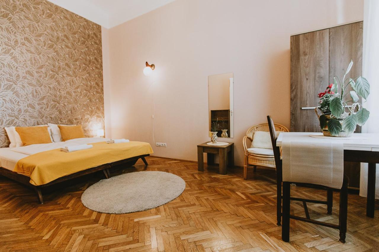 Budapest Folk Apartment 60Sm Spacious And Bright Exteriör bild