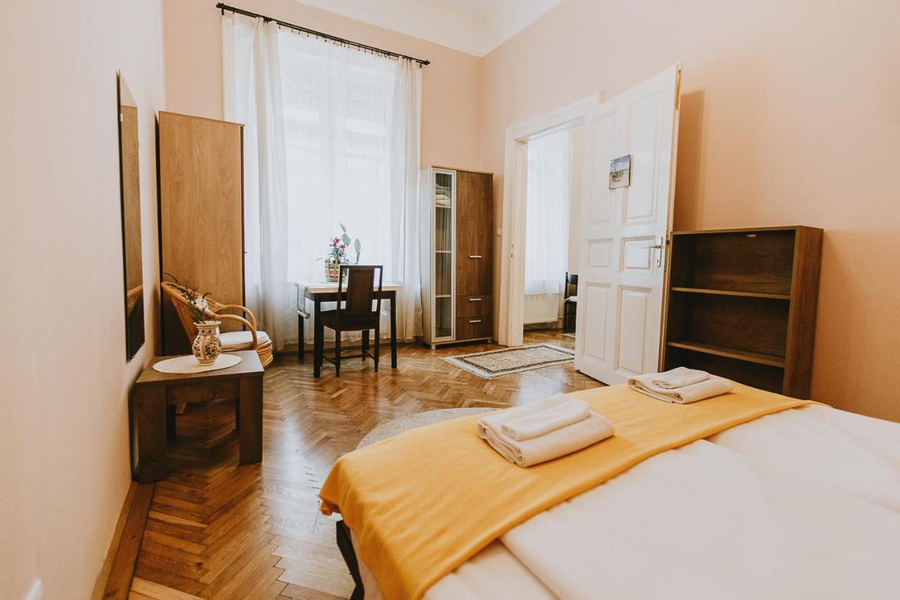 Budapest Folk Apartment 60Sm Spacious And Bright Exteriör bild
