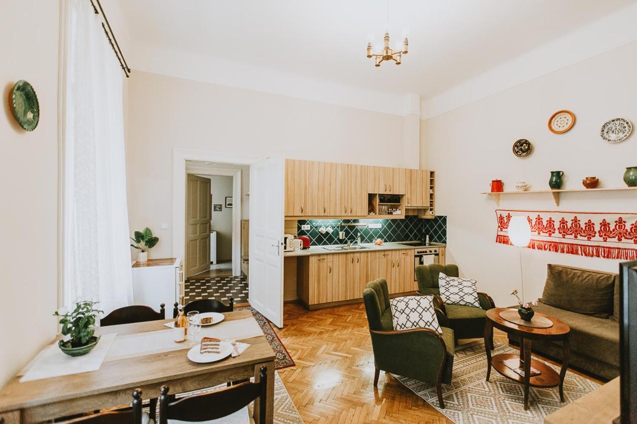 Budapest Folk Apartment 60Sm Spacious And Bright Exteriör bild