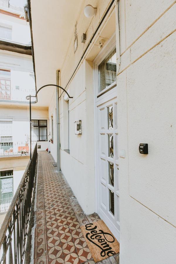 Budapest Folk Apartment 60Sm Spacious And Bright Exteriör bild